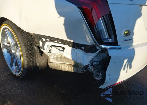 2017 Cadillac Ct6 Luxury z USA, uszkodzony, nr VIN 1G6KD5RS0HU138997